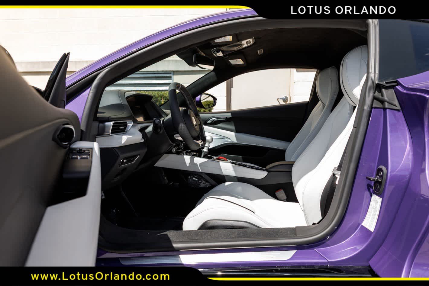 2026 Lotus Emira V6 SE