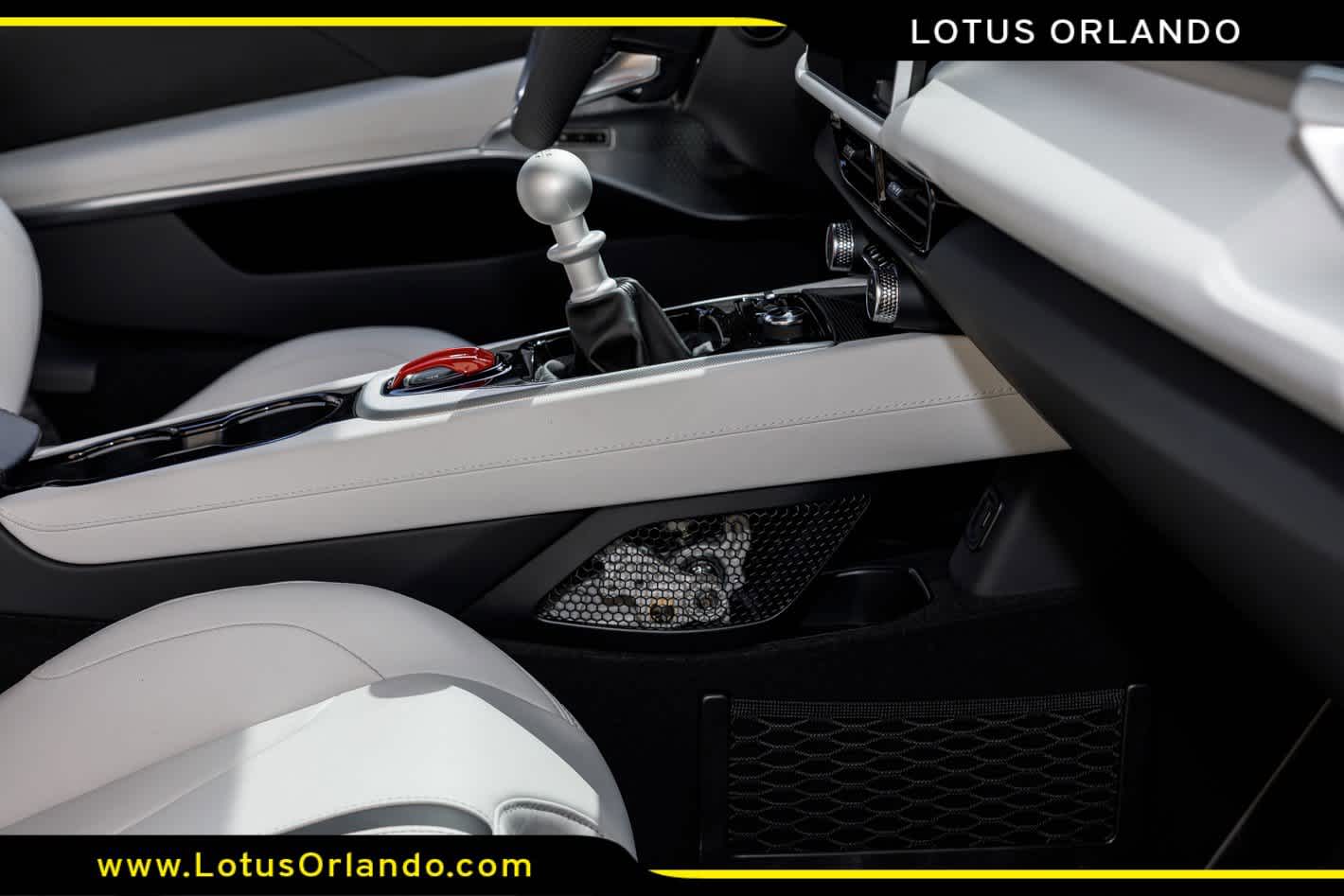 2026 Lotus Emira V6 SE