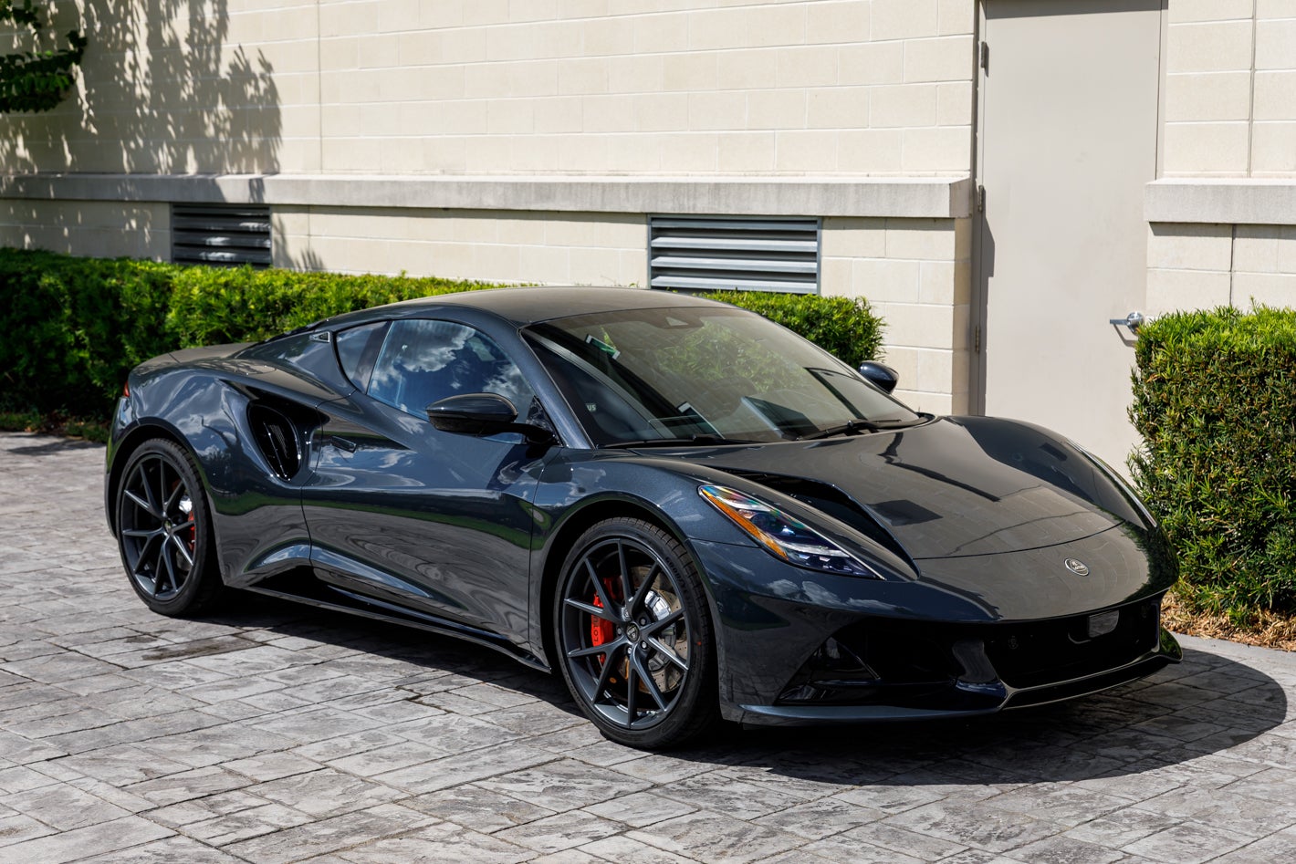 2027 Lotus EMIRA V6 SE