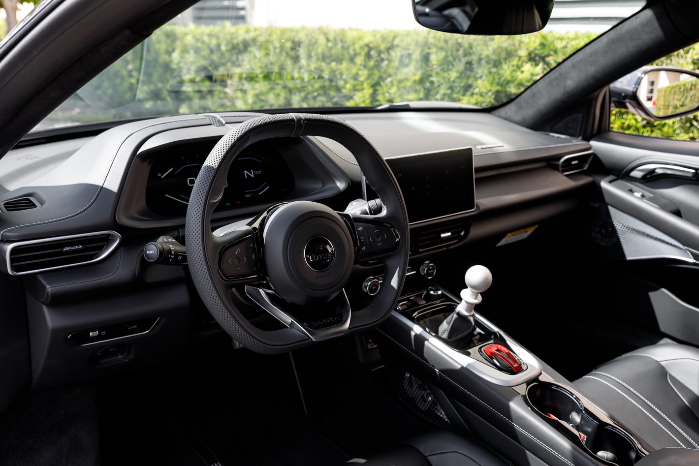 2027 Lotus EMIRA V6 SE