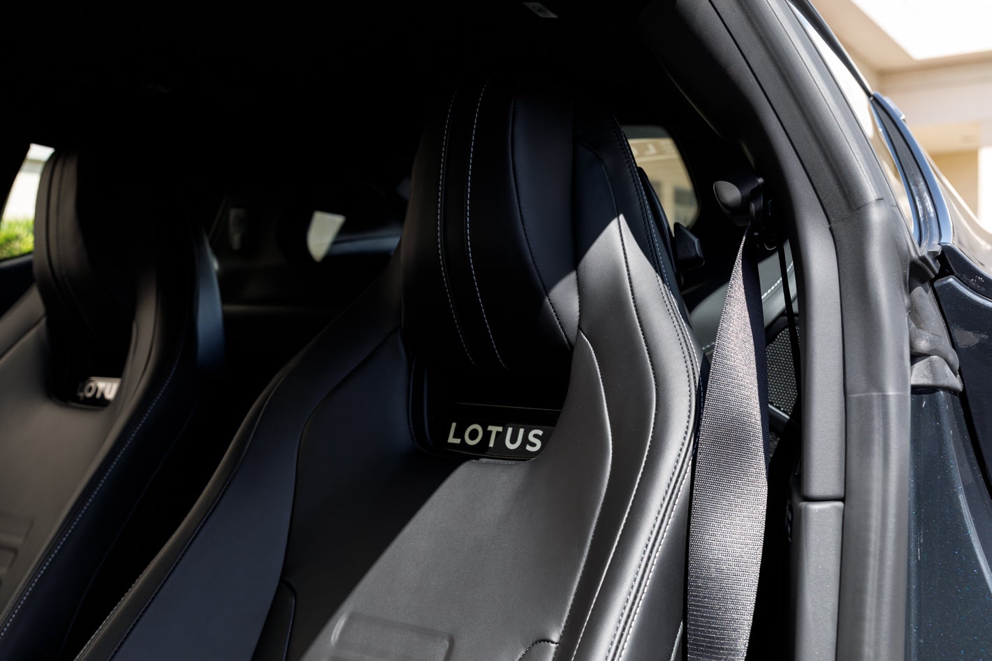 2027 Lotus EMIRA V6 SE