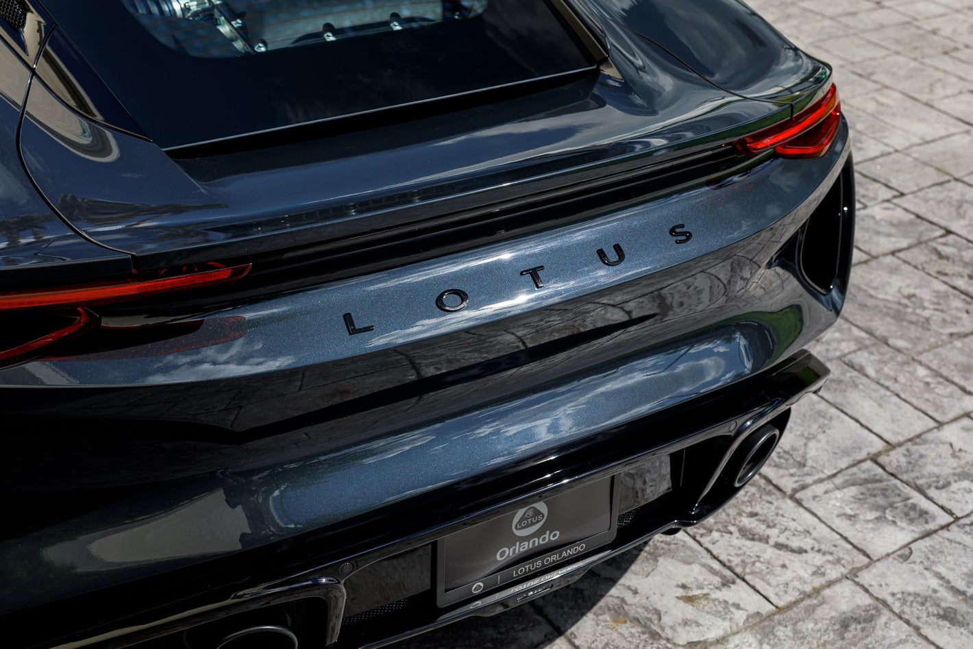 2027 Lotus EMIRA V6 SE