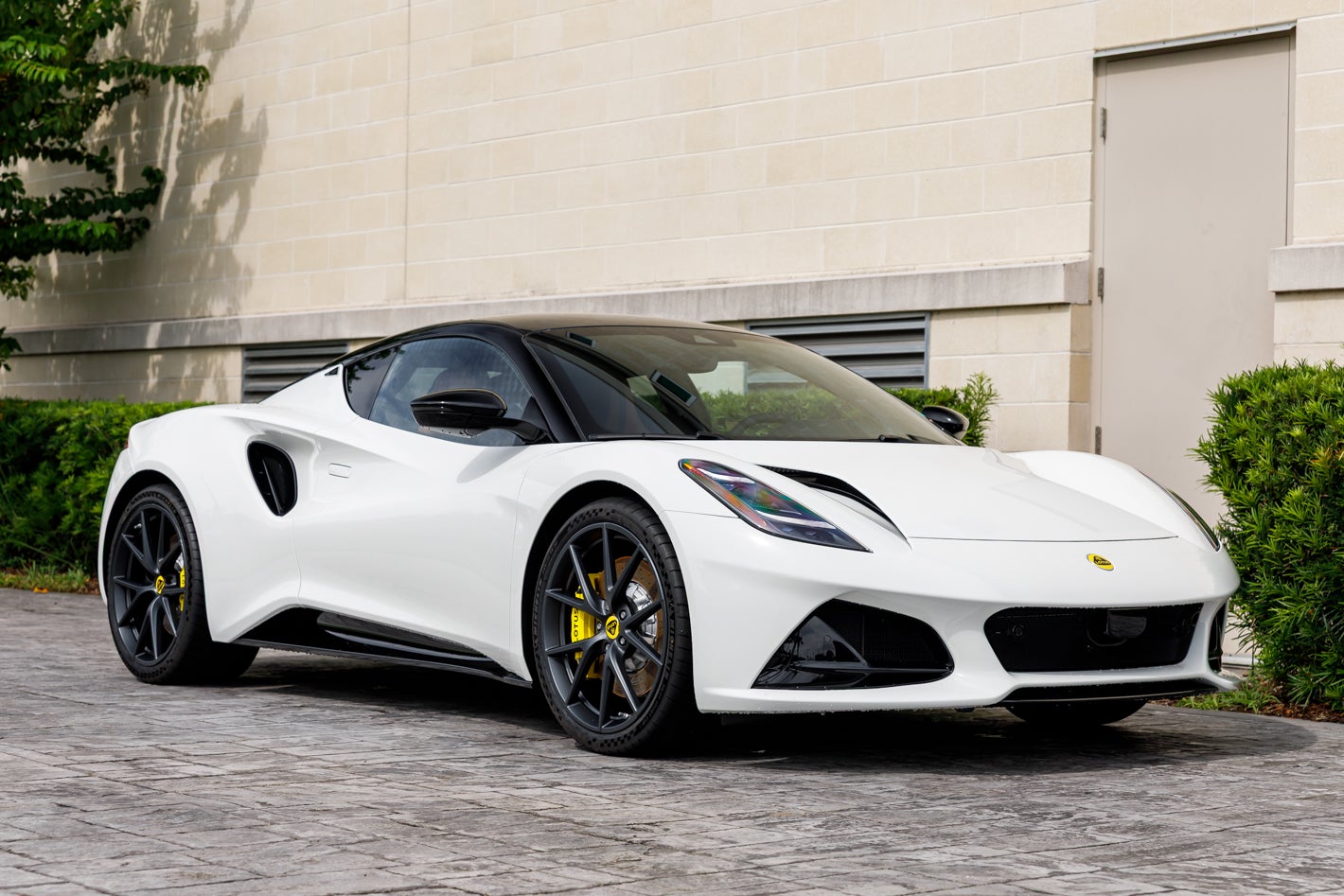 2027 Lotus EMIRA V6 SE