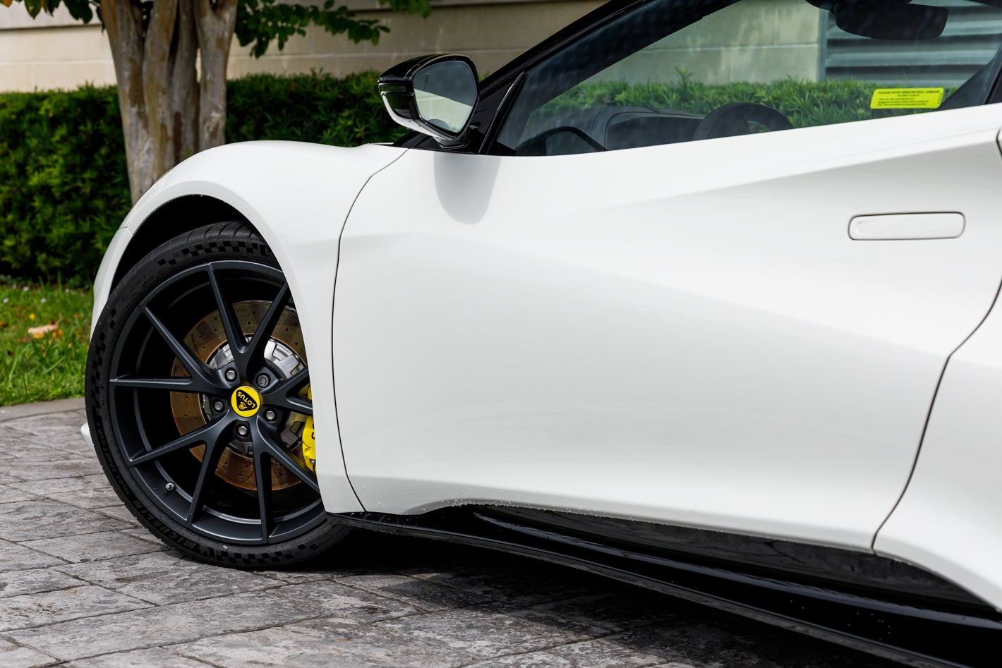 2027 Lotus EMIRA V6 SE