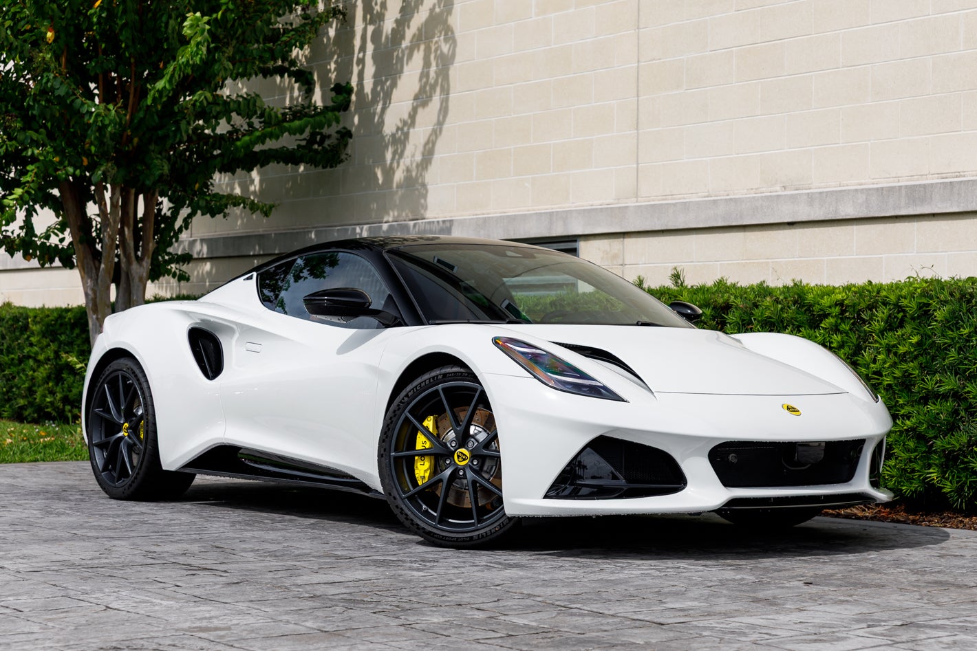 2027 Lotus EMIRA V6 SE