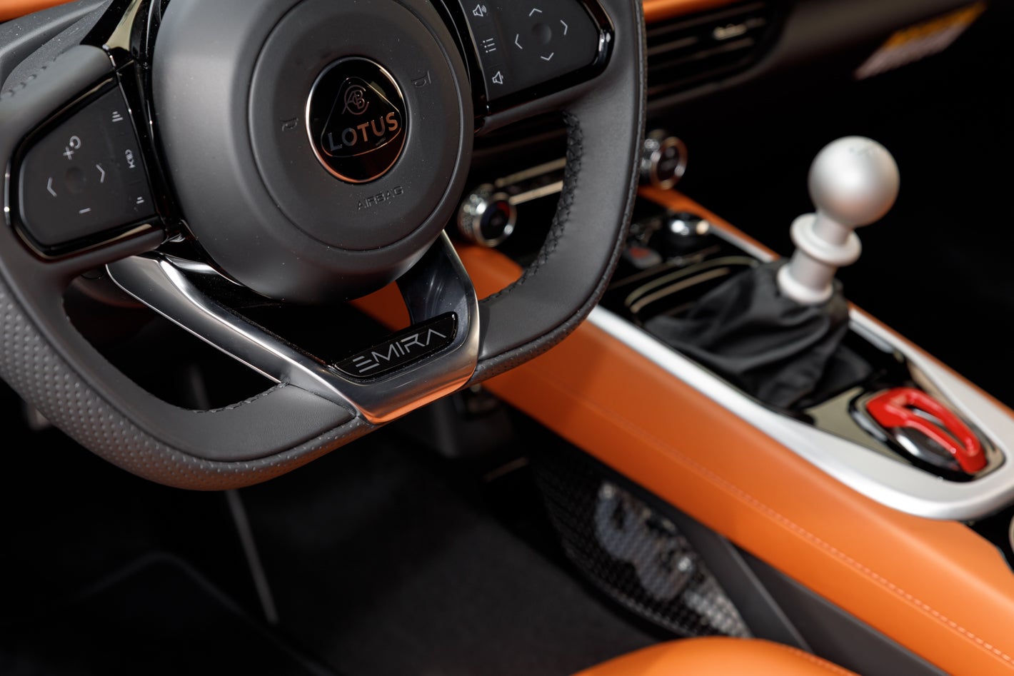 2027 Lotus EMIRA V6 SE