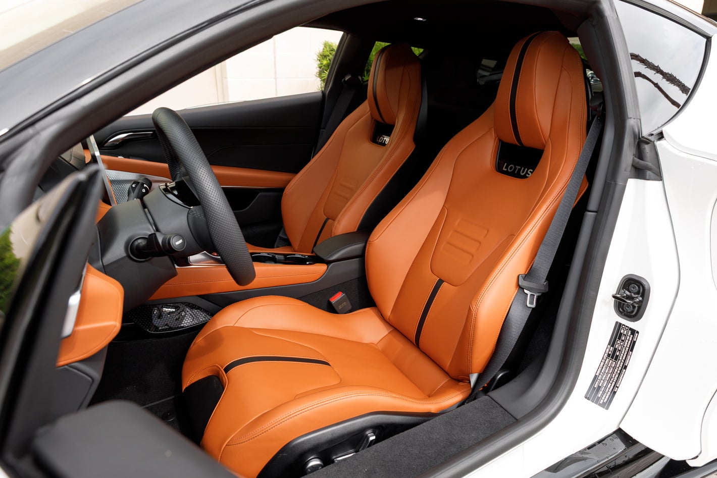 2027 Lotus EMIRA V6 SE