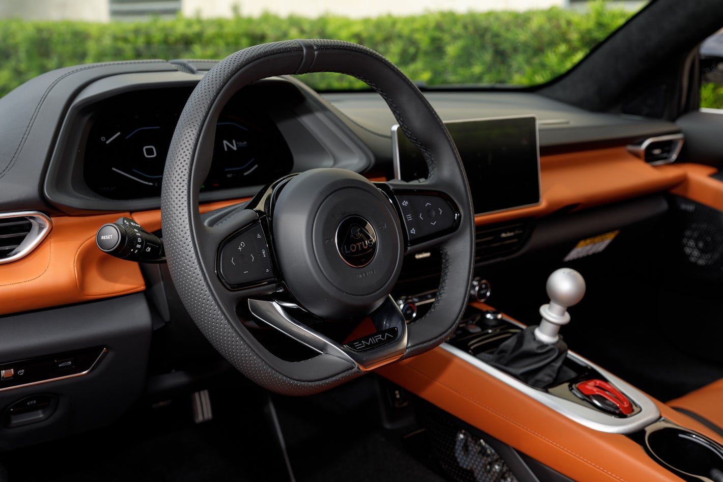 2027 Lotus EMIRA V6 SE