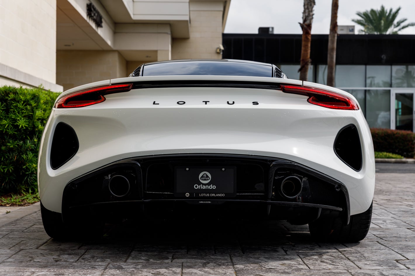 2027 Lotus EMIRA V6 SE