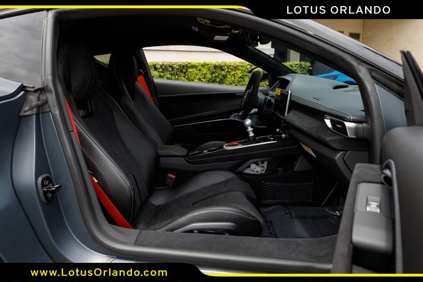 2026 Lotus Emira V6 SE