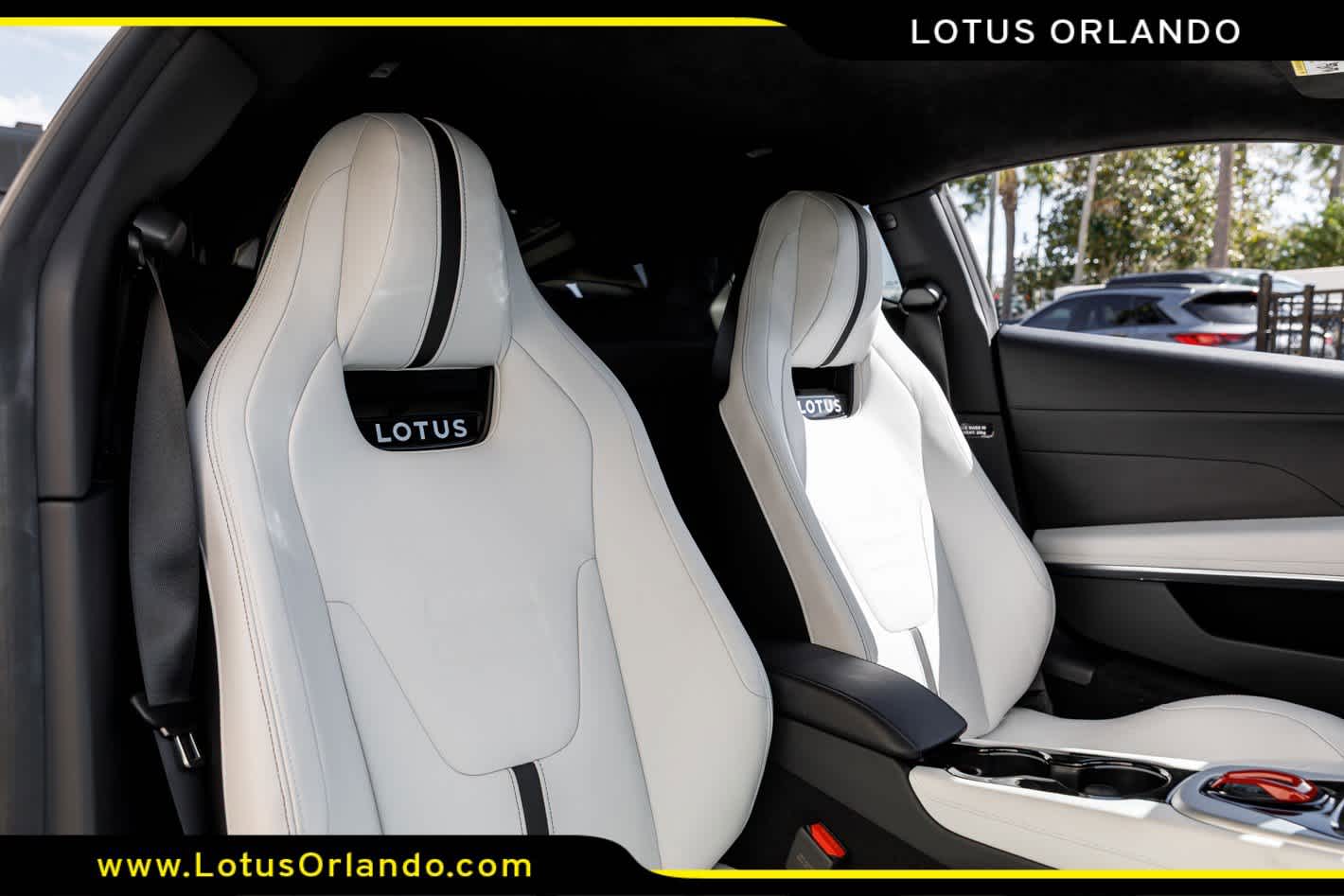 2026 Lotus Emira V6 SE