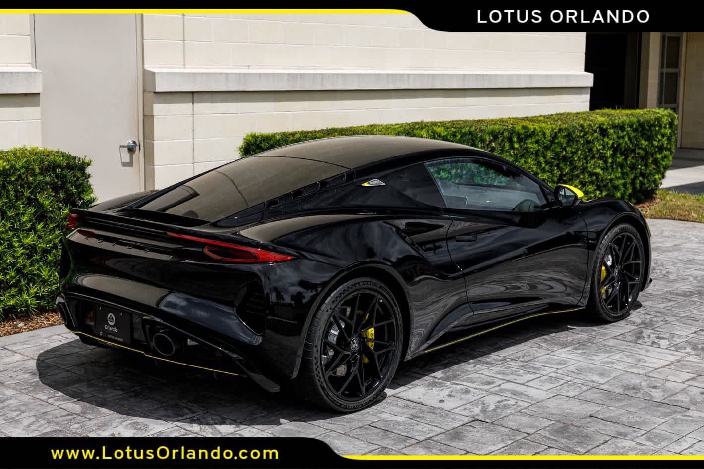 2026 Lotus Emira V6 SE Racing Line