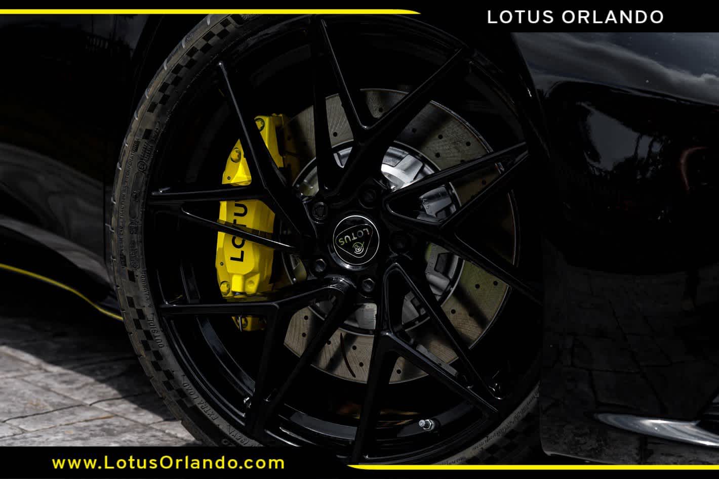 2026 Lotus Emira V6 SE Racing Line