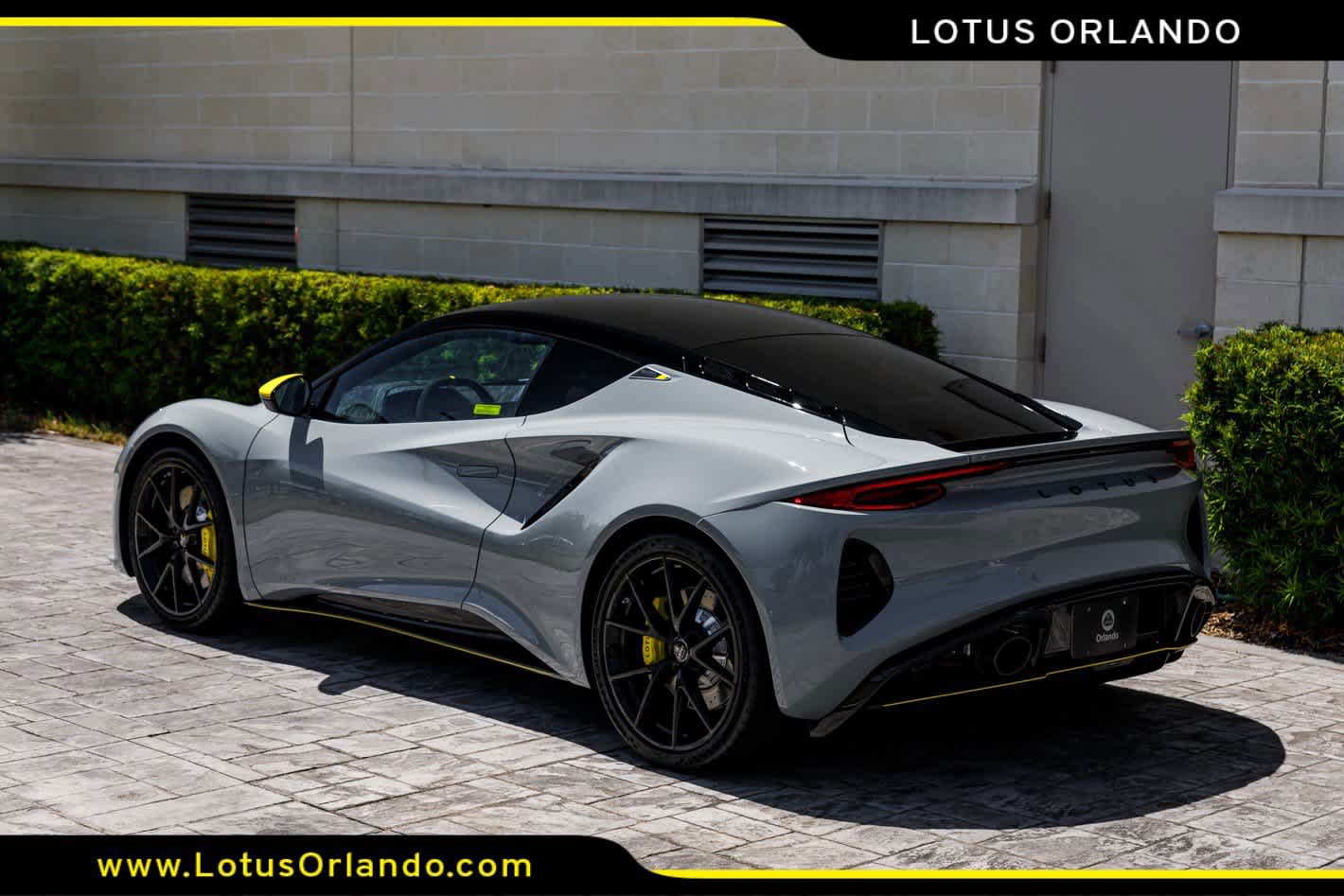 2026 Lotus Emira V6 SE Racing Line