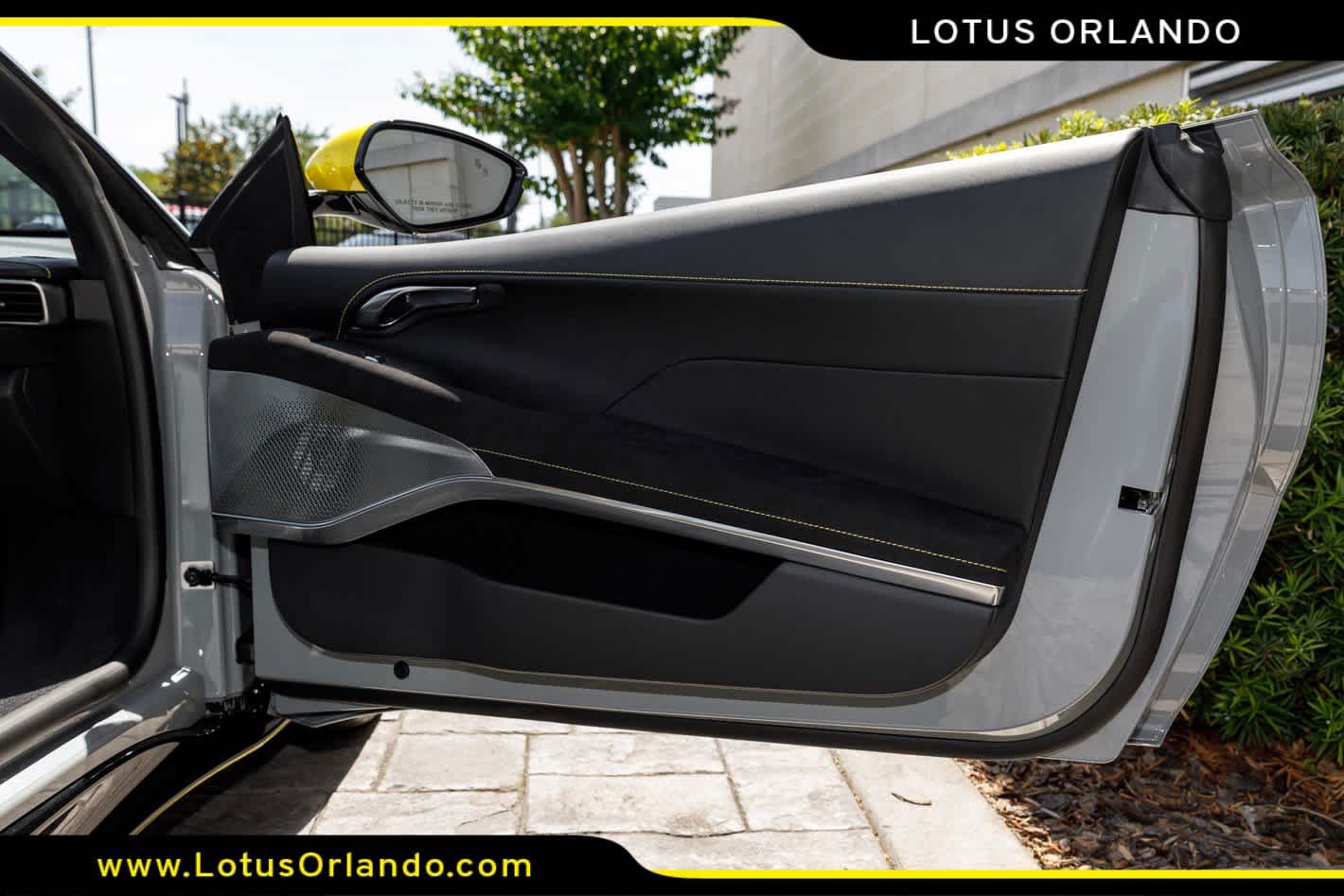 2026 Lotus Emira V6 SE Racing Line