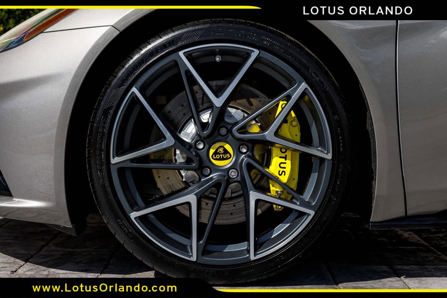 2026 Lotus Emira V6 SE