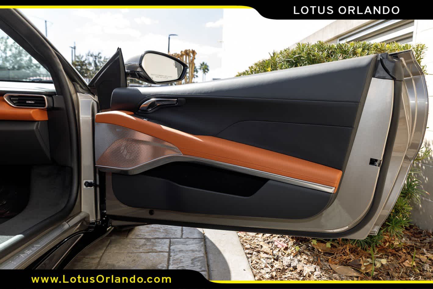 2026 Lotus Emira V6 SE