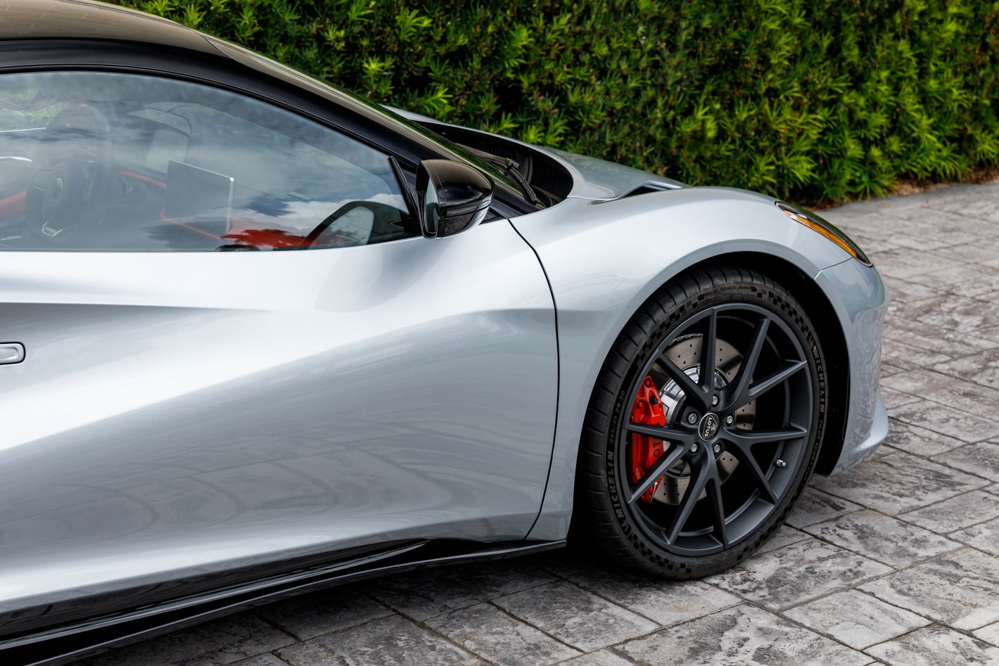 2027 Lotus EMIRA V6 SE