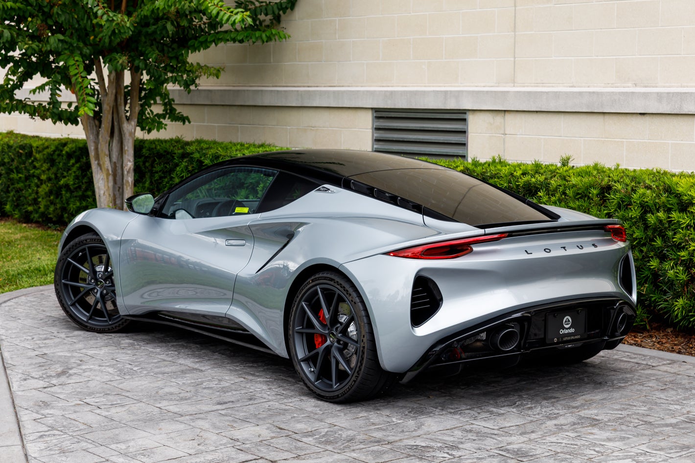 2027 Lotus EMIRA V6 SE