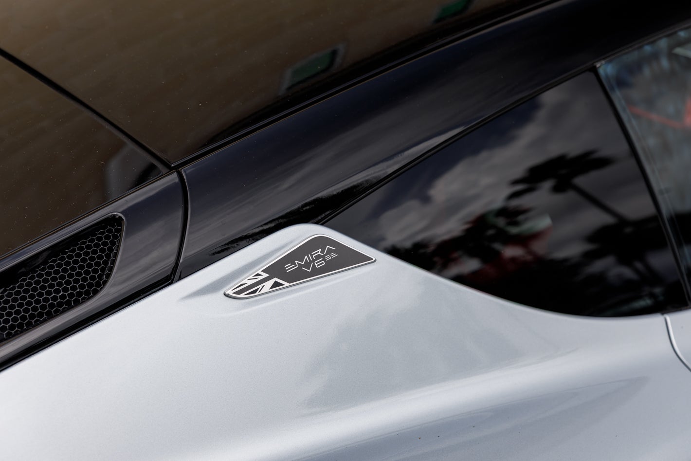 2027 Lotus EMIRA V6 SE