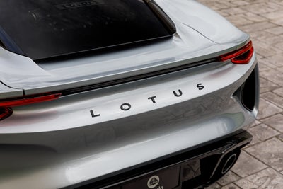 2027 Lotus EMIRA V6 SE