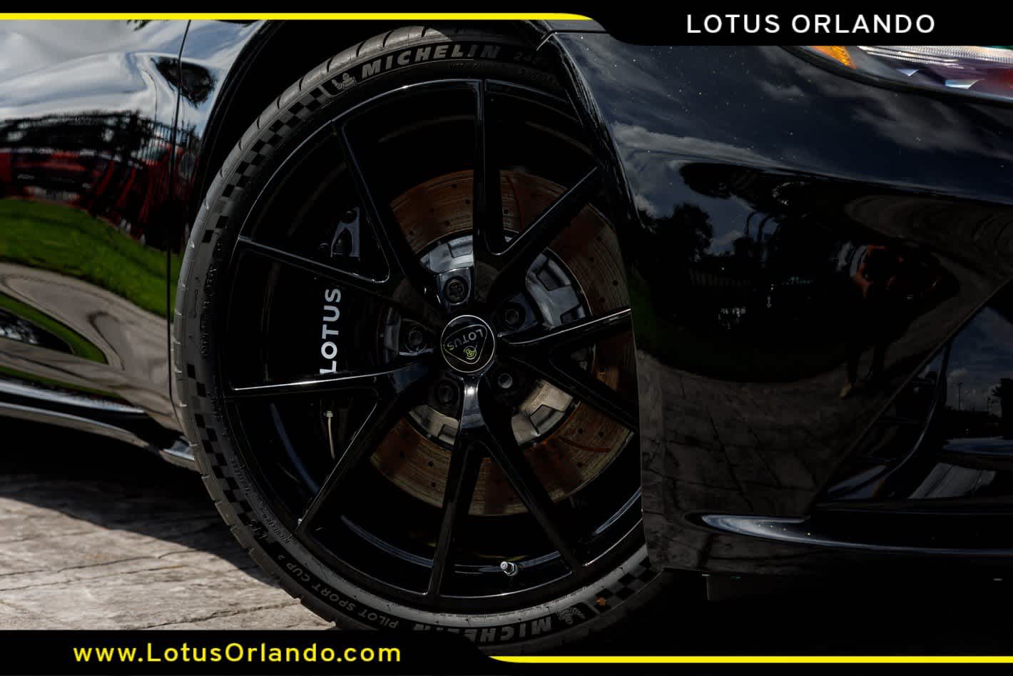 2026 Lotus Emira V6 SE