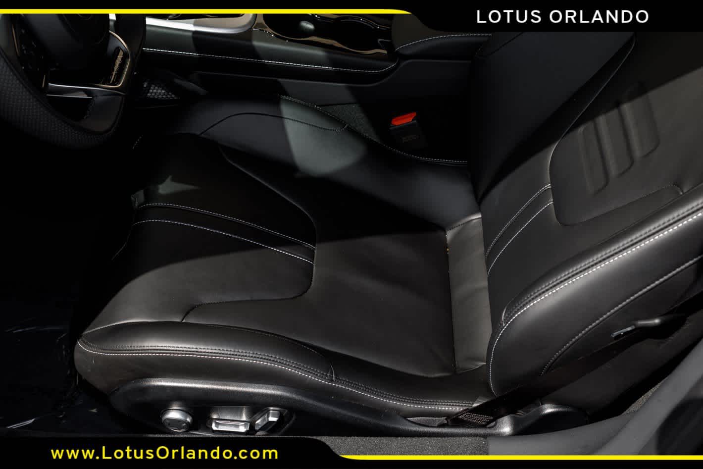 2026 Lotus Emira V6 SE