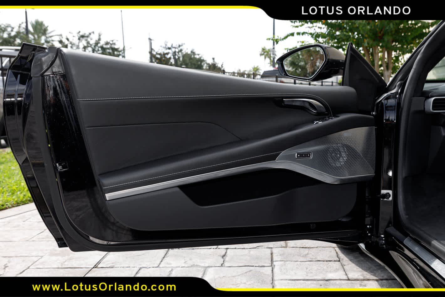 2026 Lotus Emira V6 SE
