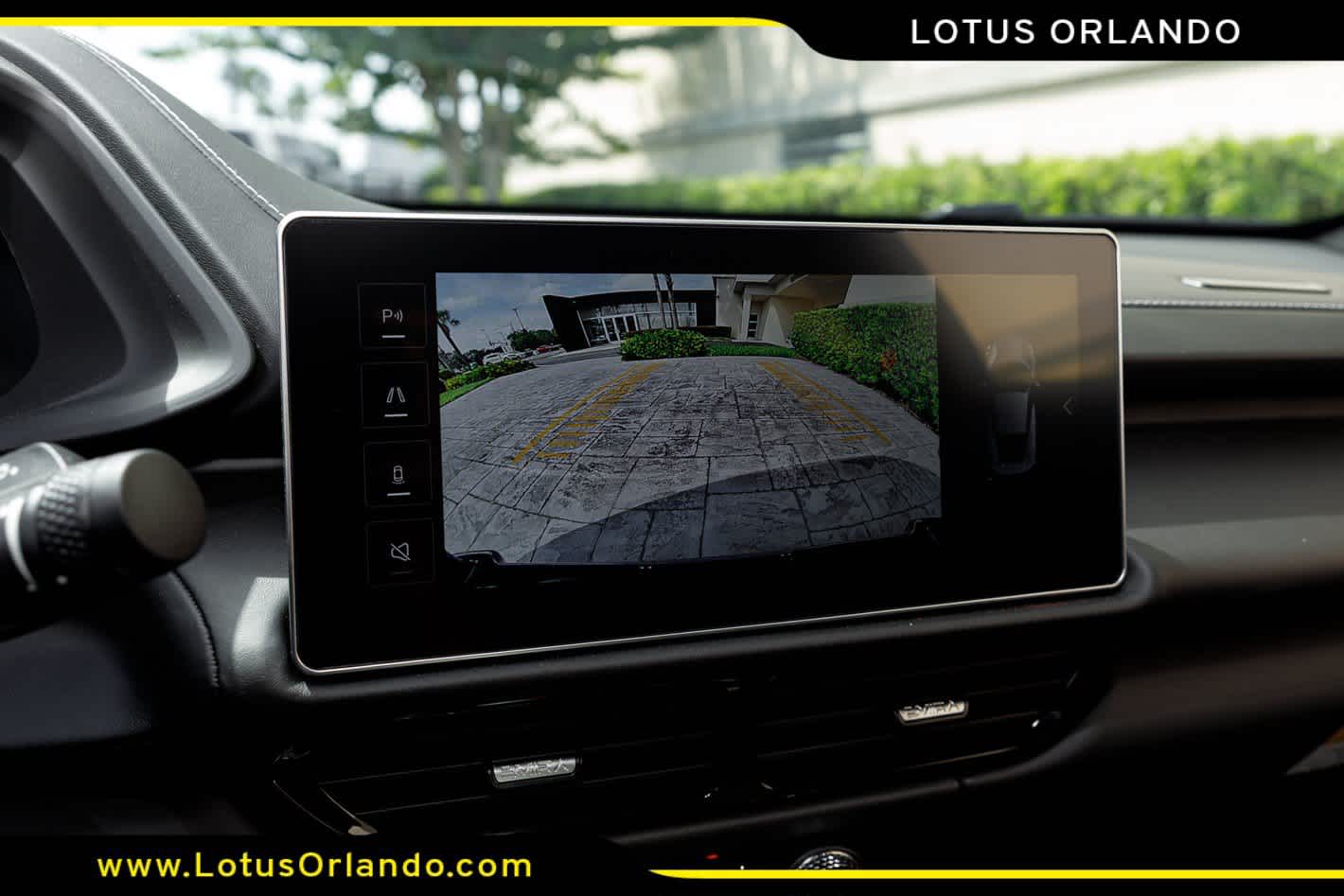 2026 Lotus Emira V6 SE