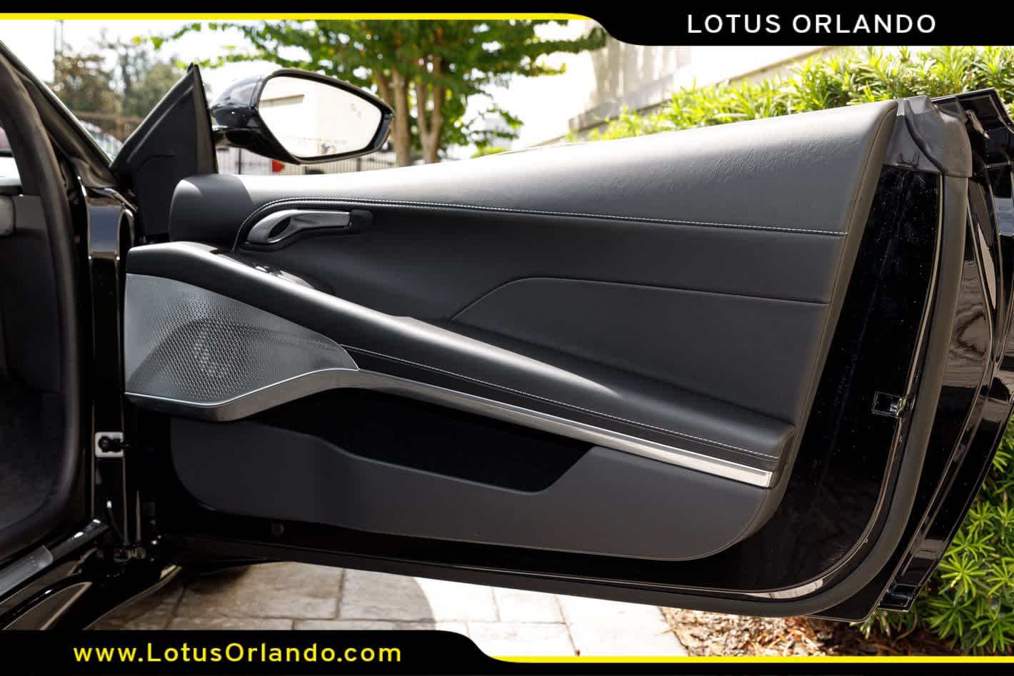 2026 Lotus Emira V6 SE