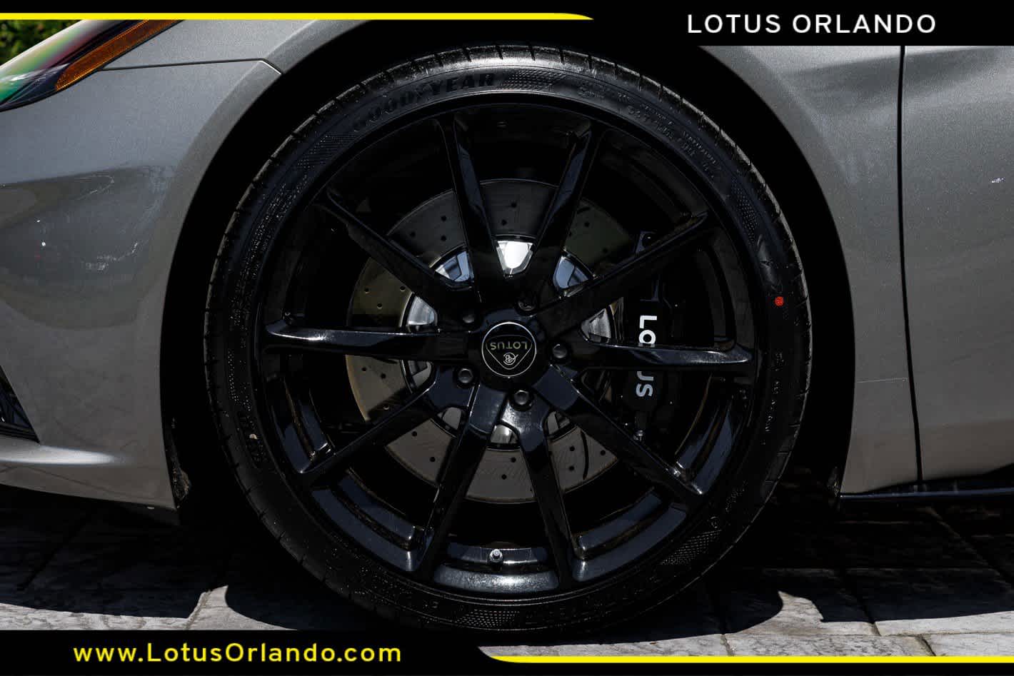 2026 Lotus Emira V6 SE