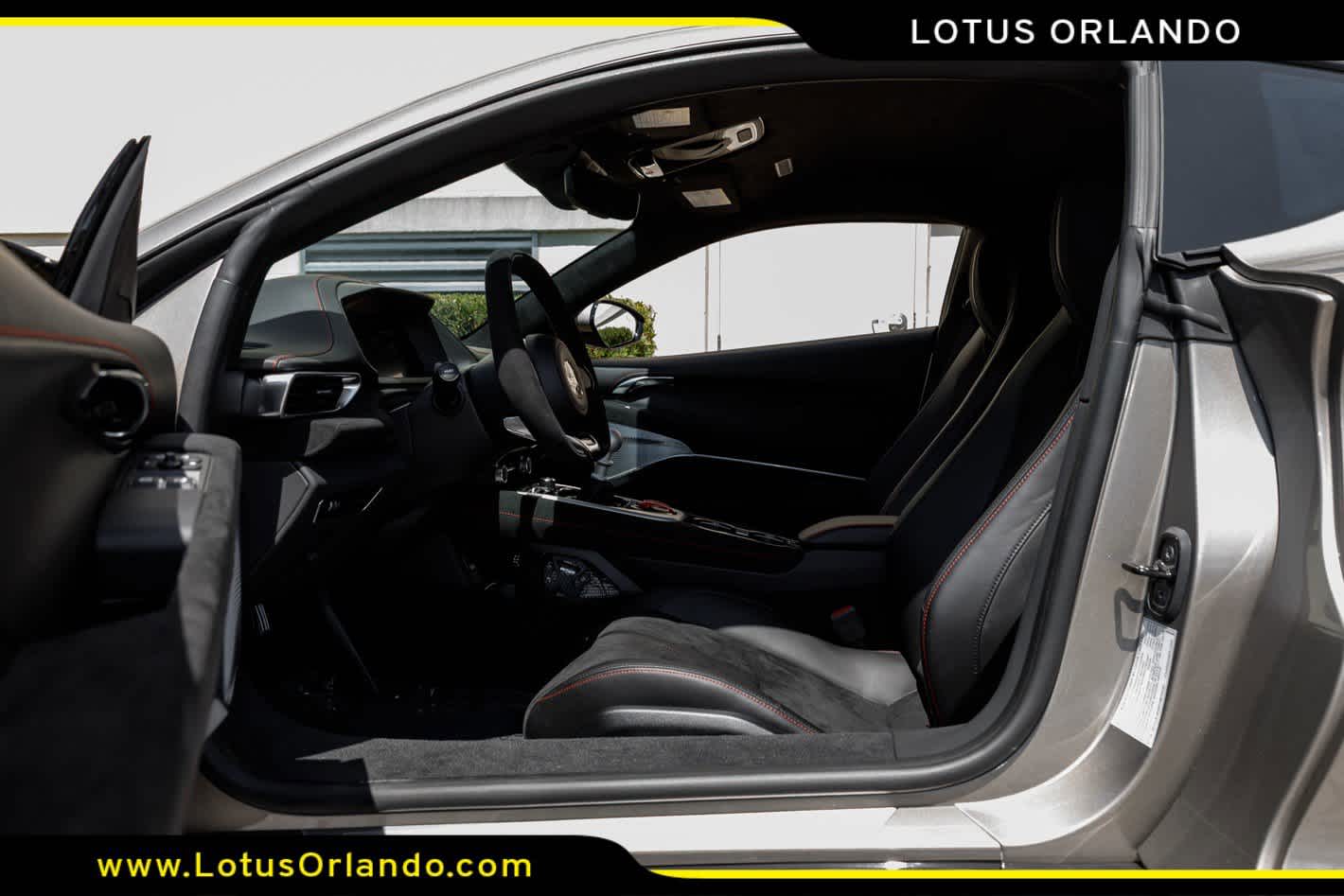 2026 Lotus Emira V6 SE