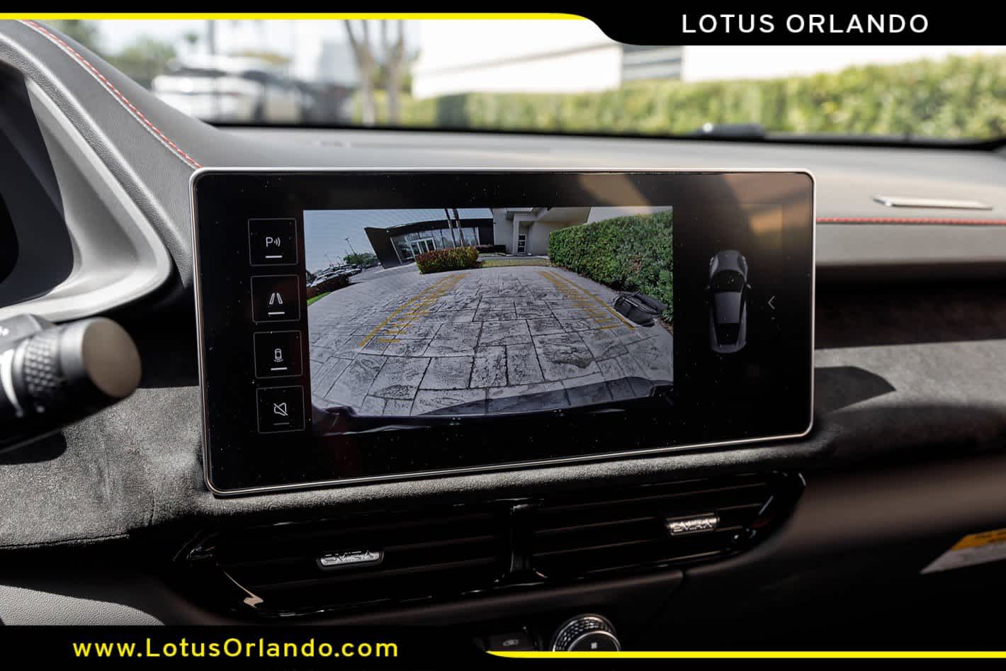 2026 Lotus Emira V6 SE