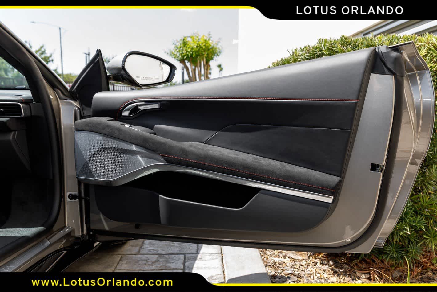 2026 Lotus Emira V6 SE