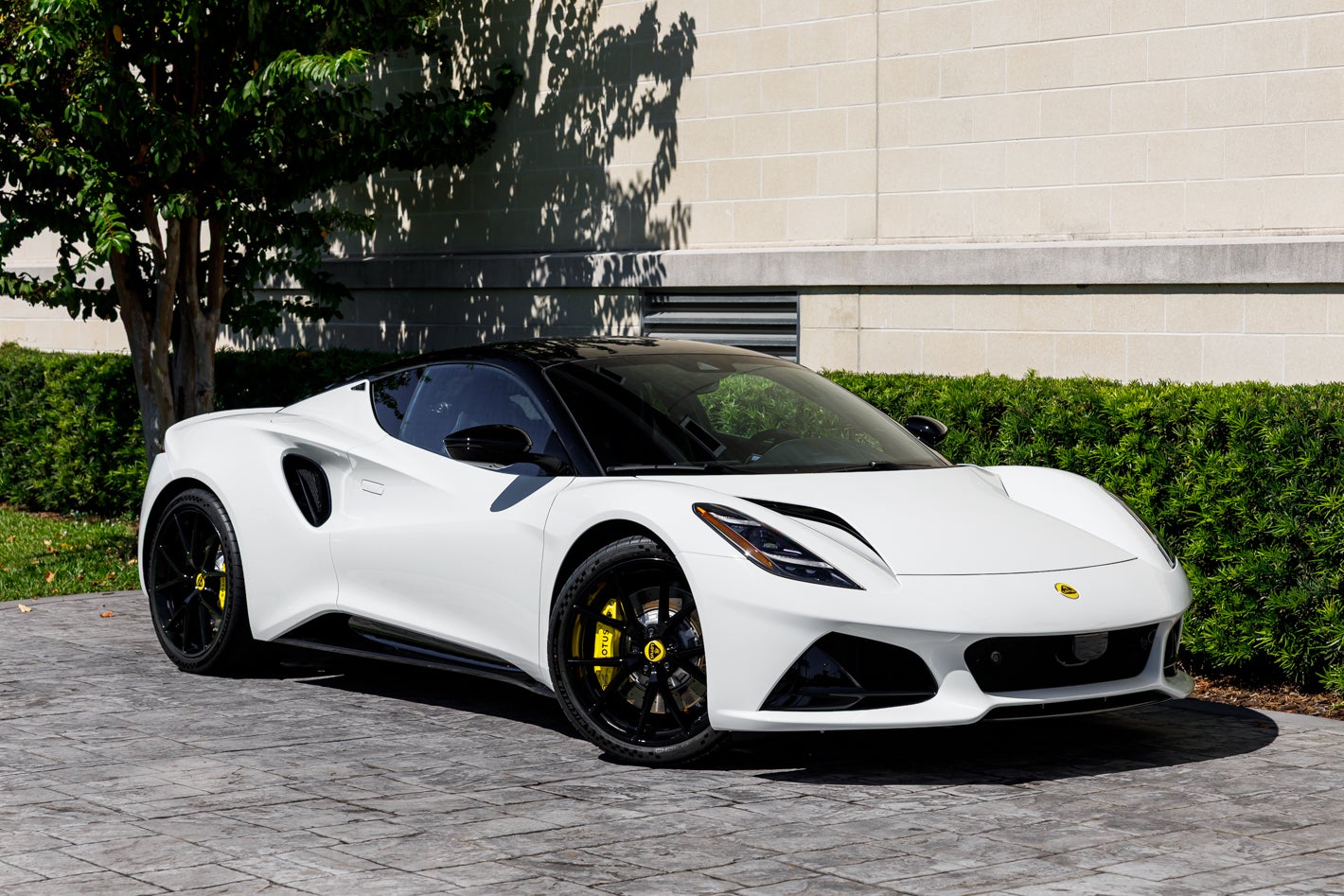2027 Lotus EMIRA V6 SE