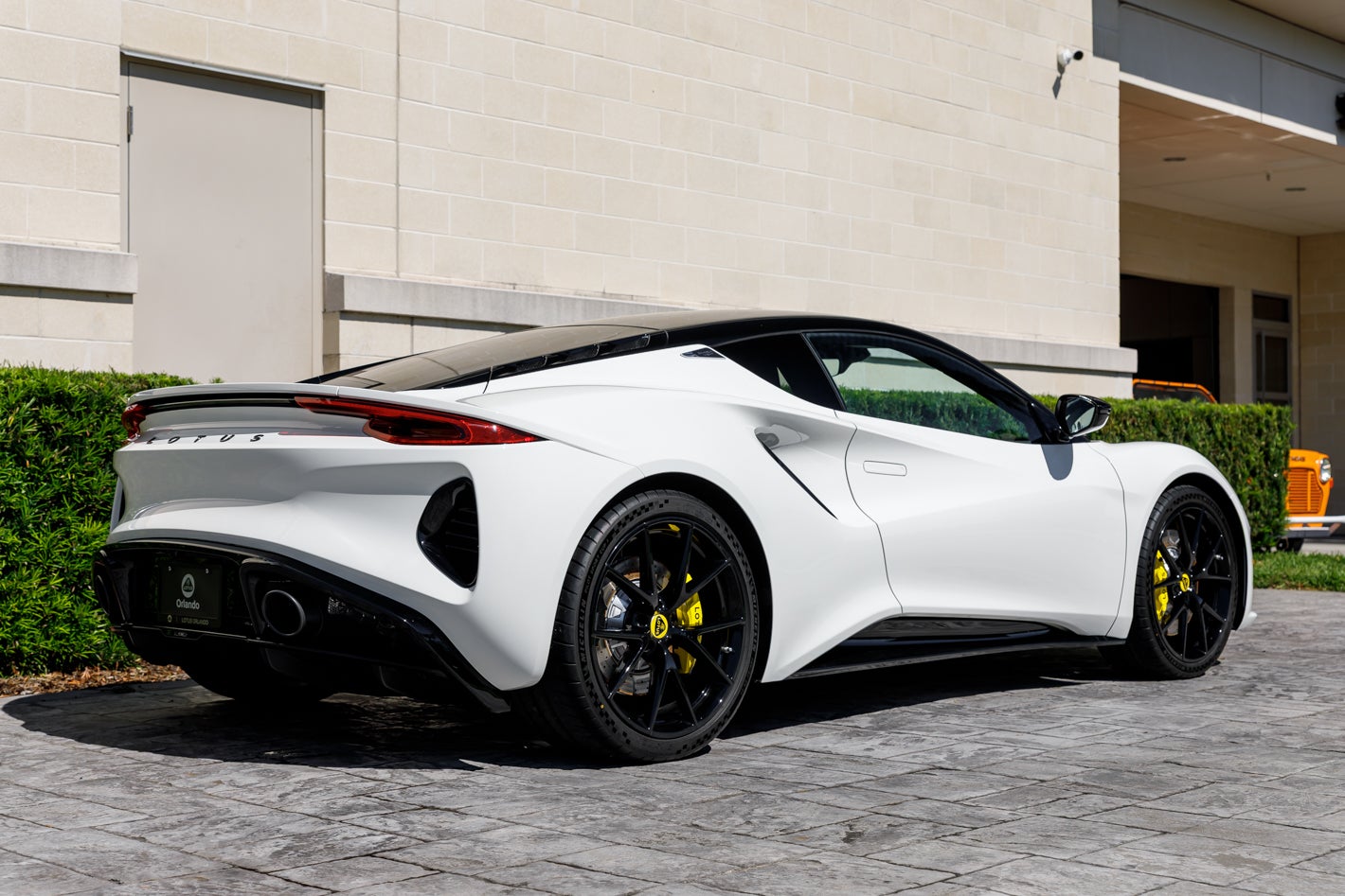 2027 Lotus EMIRA V6 SE