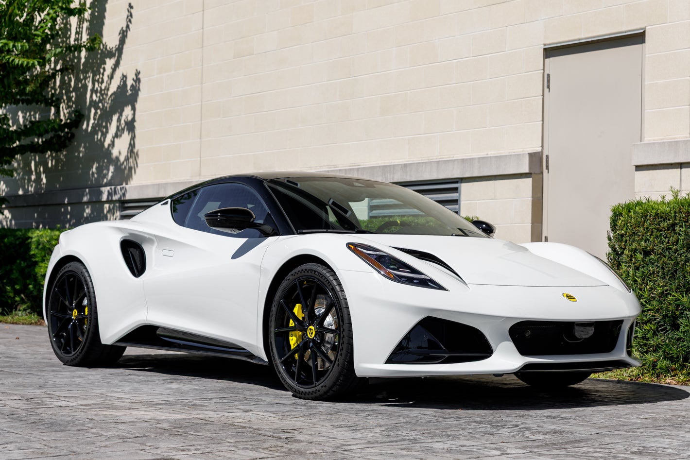 2027 Lotus EMIRA V6 SE