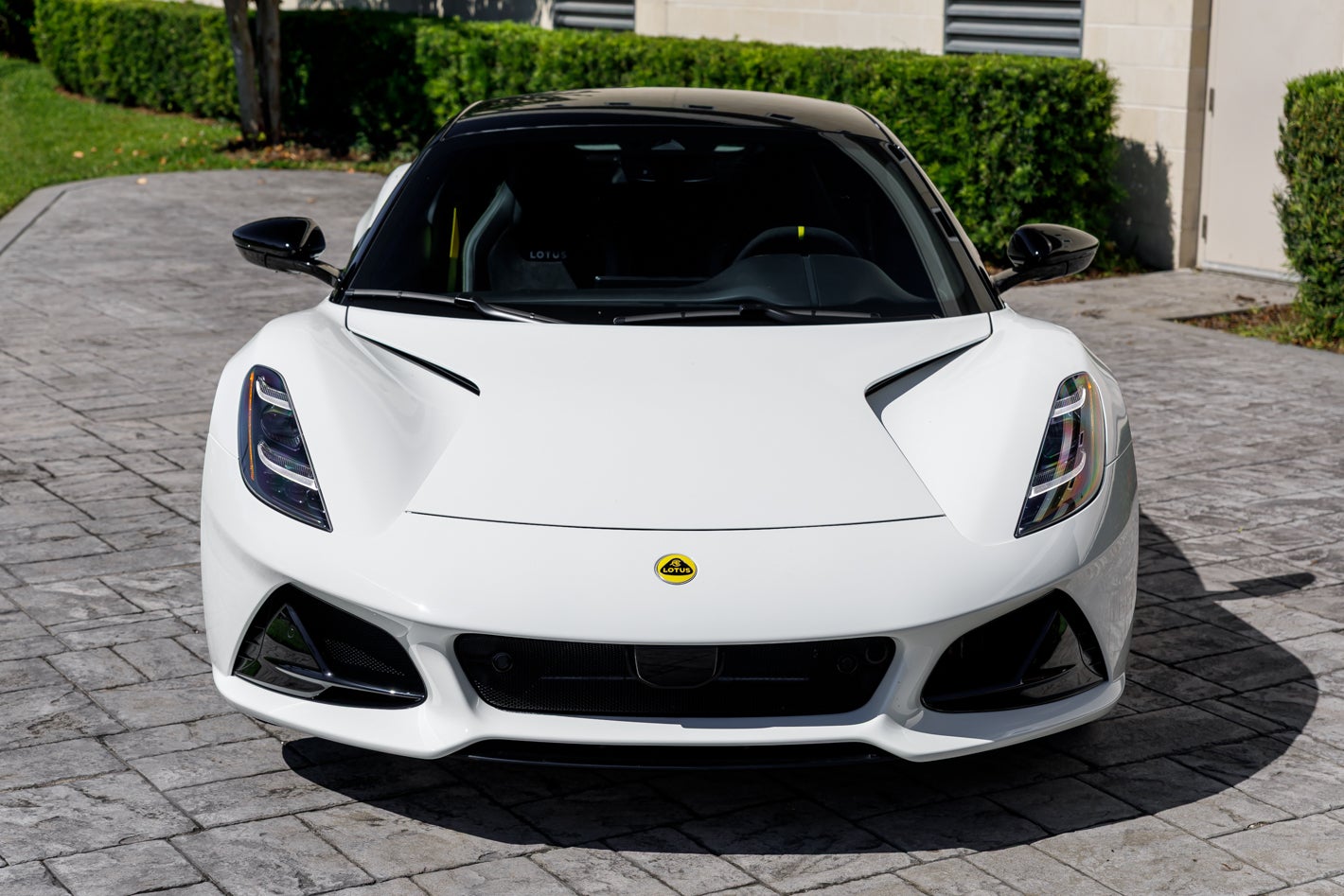 2027 Lotus EMIRA V6 SE