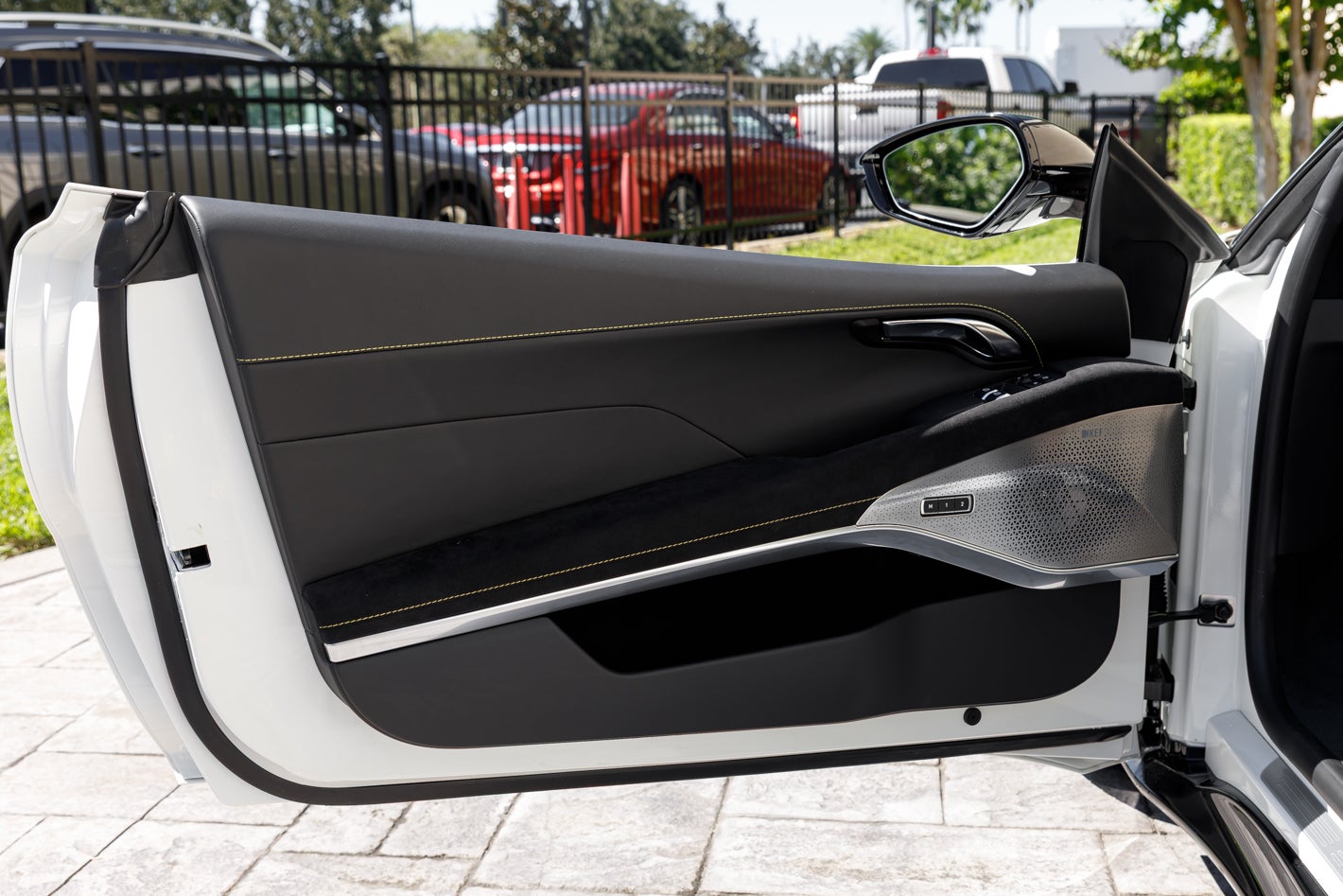 2027 Lotus EMIRA V6 SE