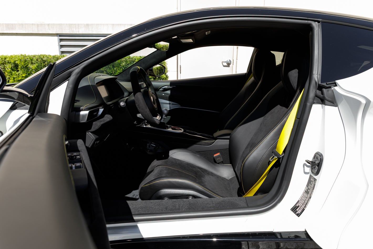 2027 Lotus EMIRA V6 SE