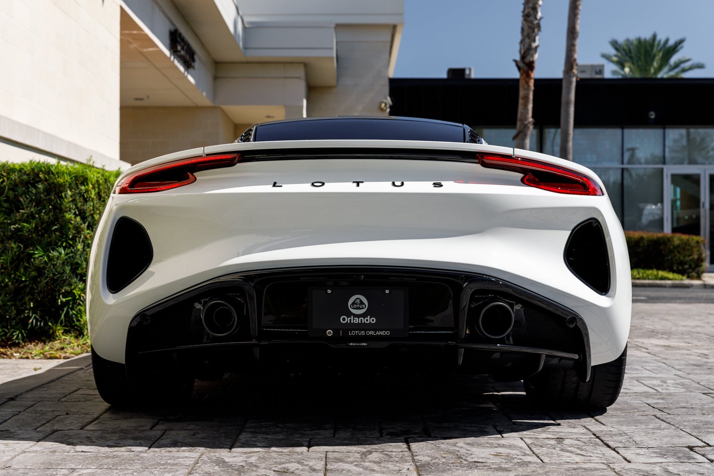 2027 Lotus EMIRA V6 SE