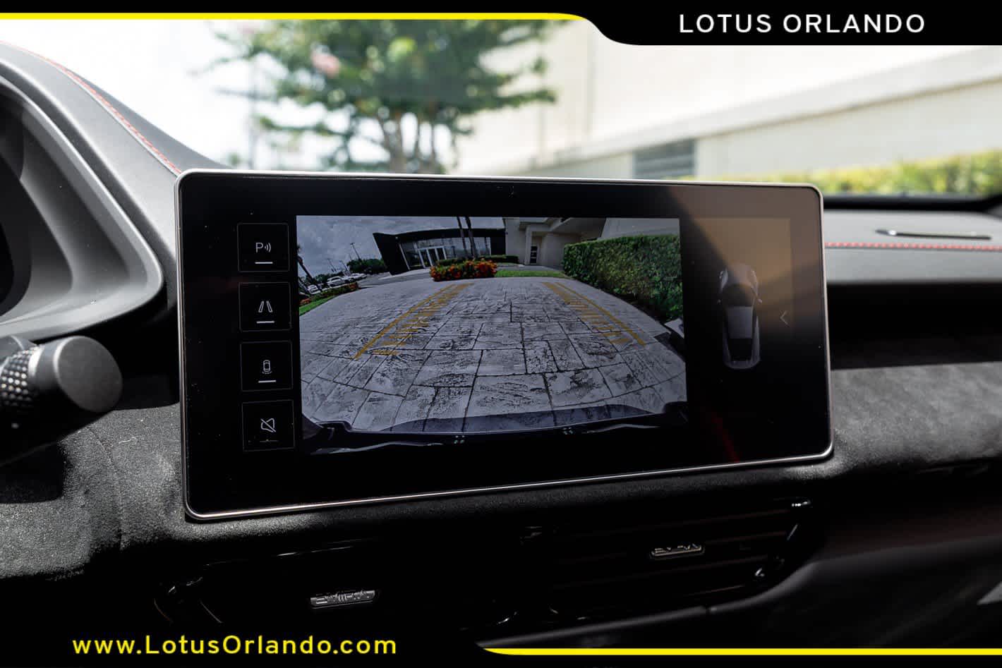 2026 Lotus Emira V6 SE