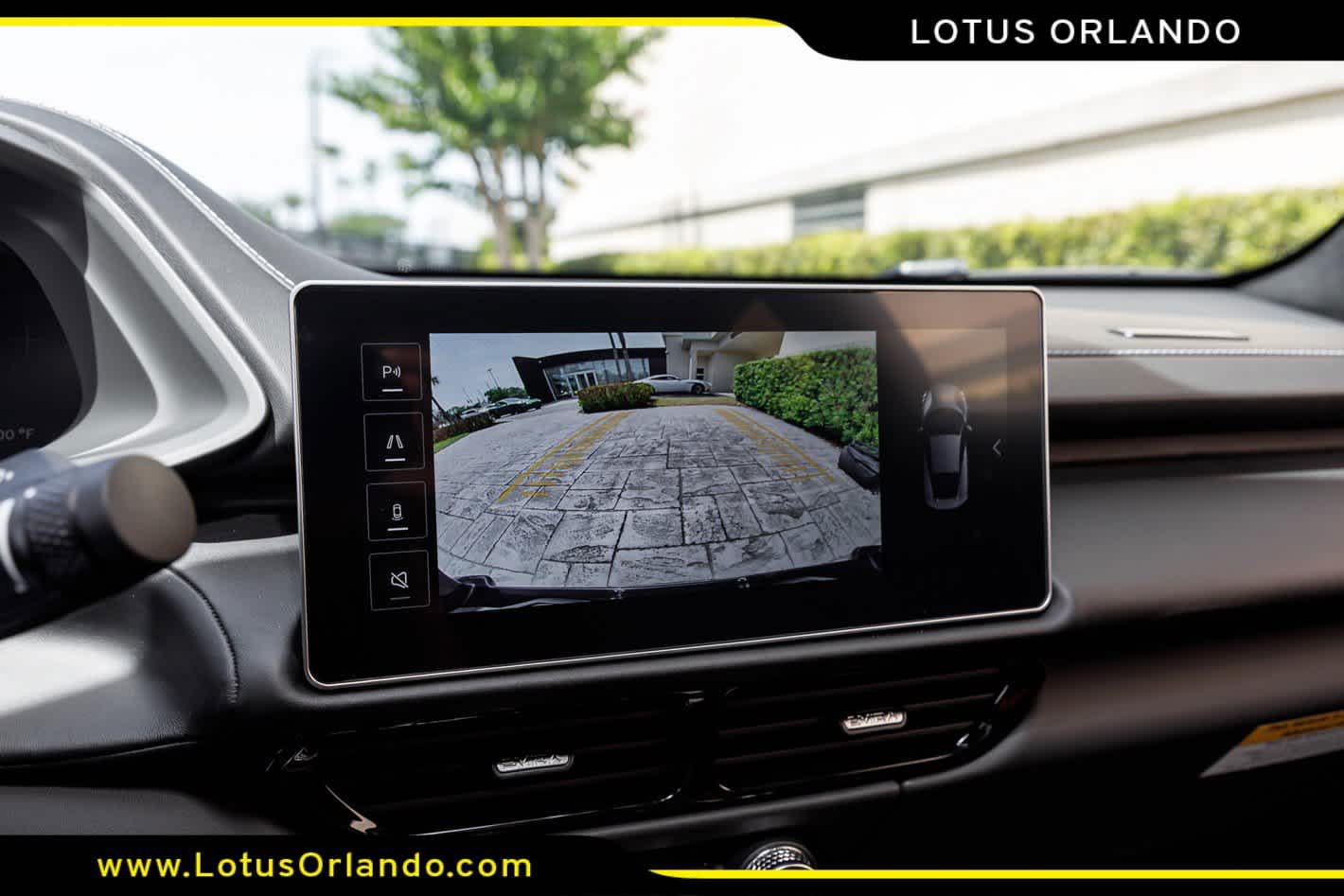 2026 Lotus Emira V6 SE
