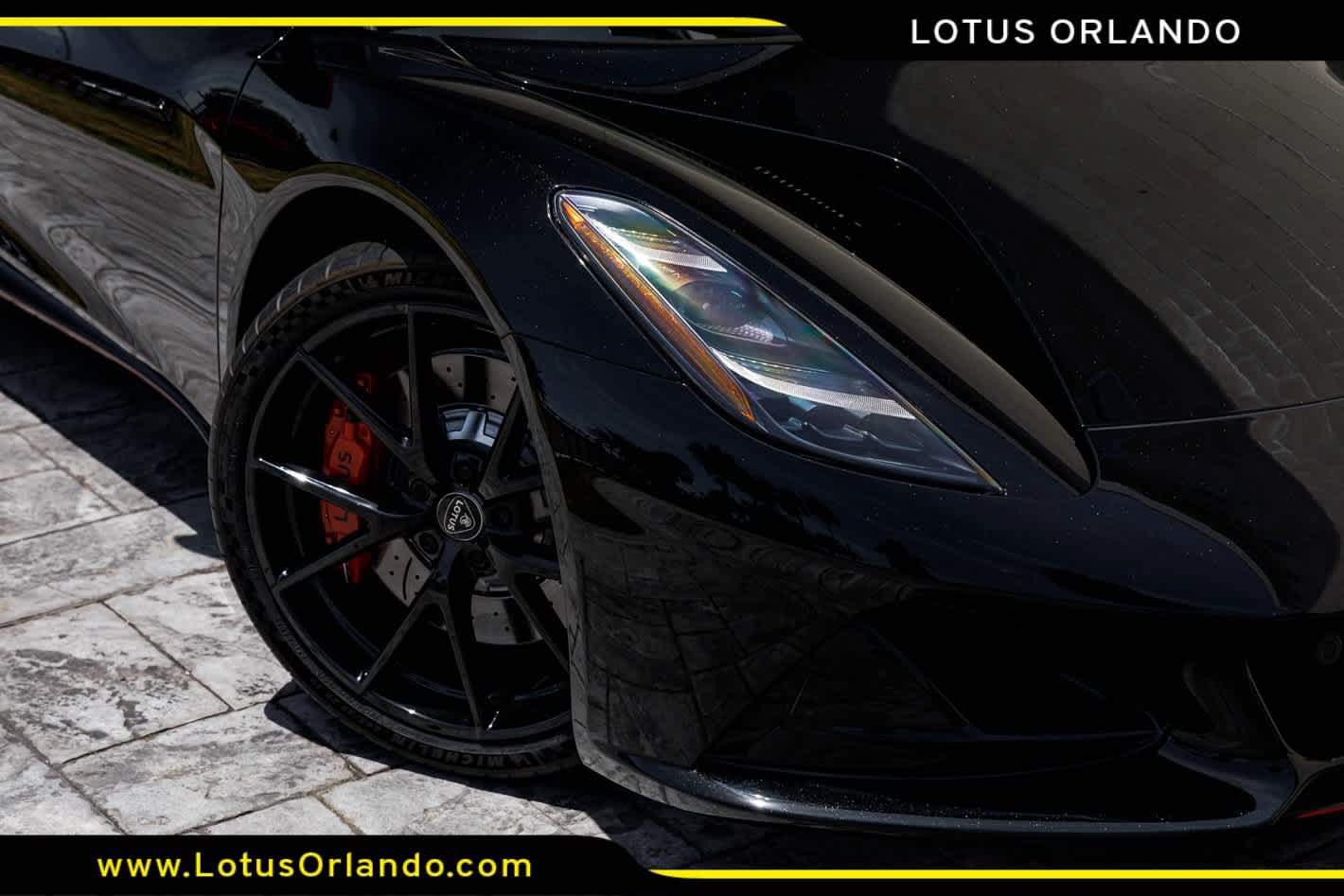 2026 Lotus Emira V6 SE Racing Line