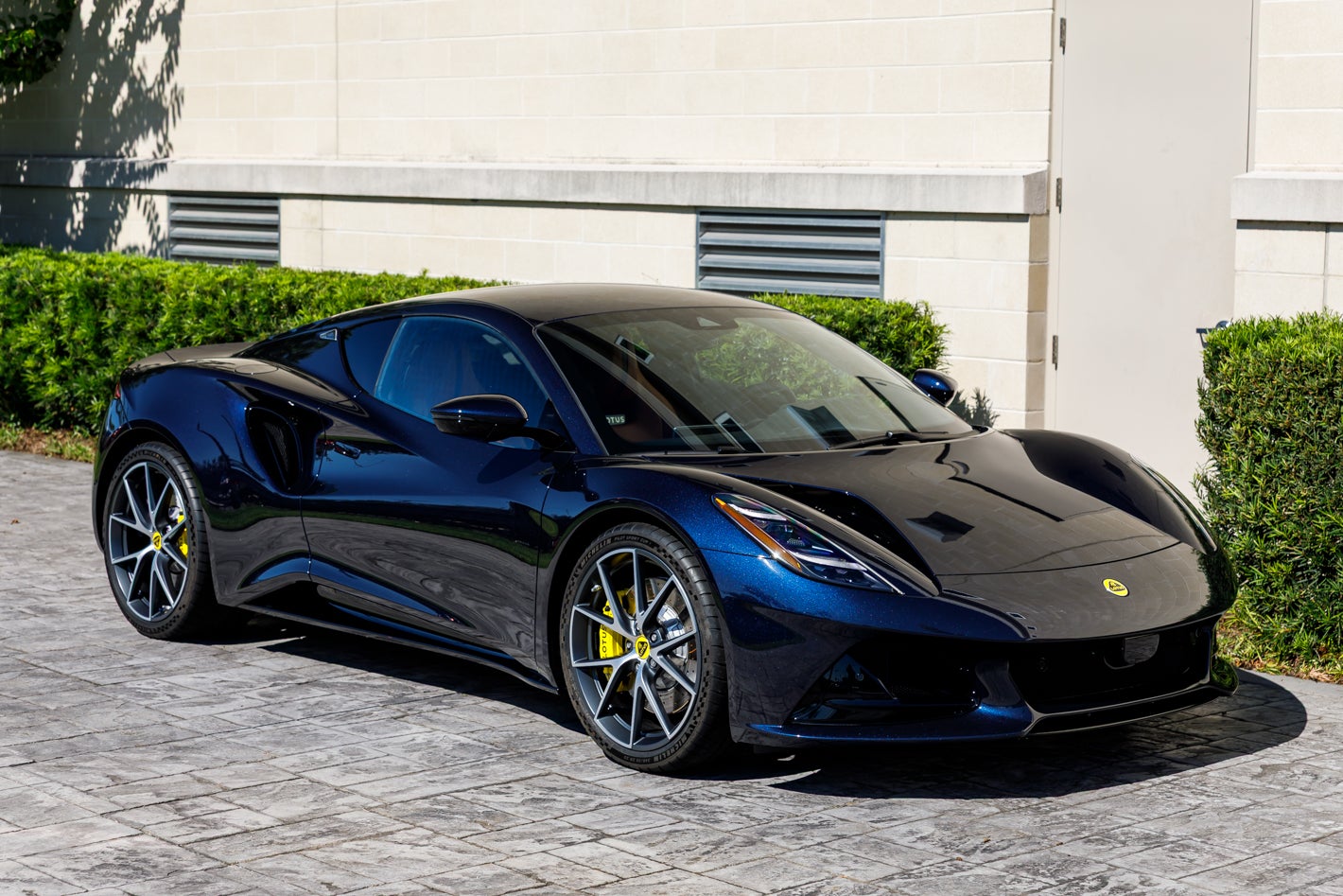 2027 Lotus EMIRA Turbo SE