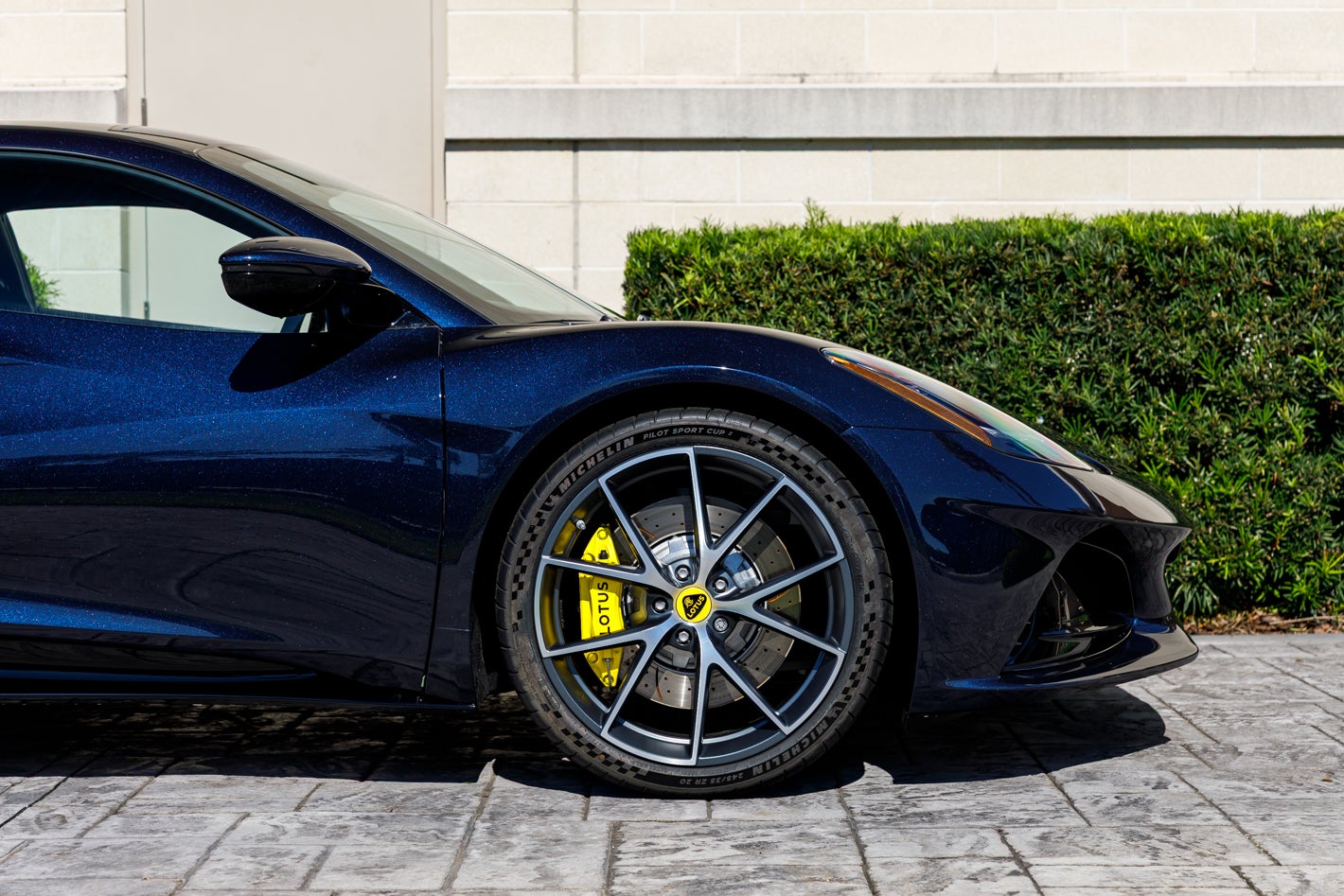 2027 Lotus EMIRA Turbo SE