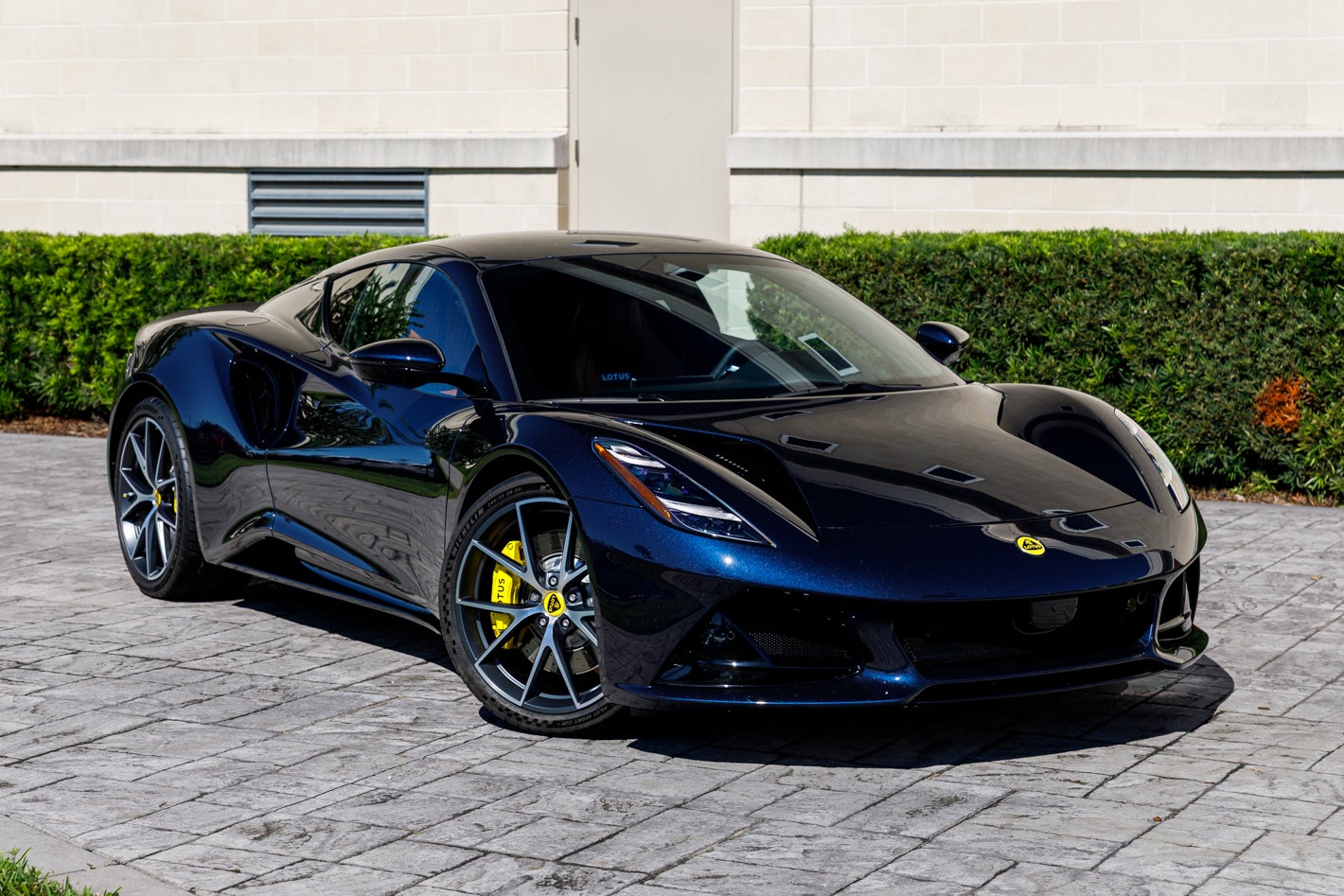 2027 Lotus EMIRA Turbo SE
