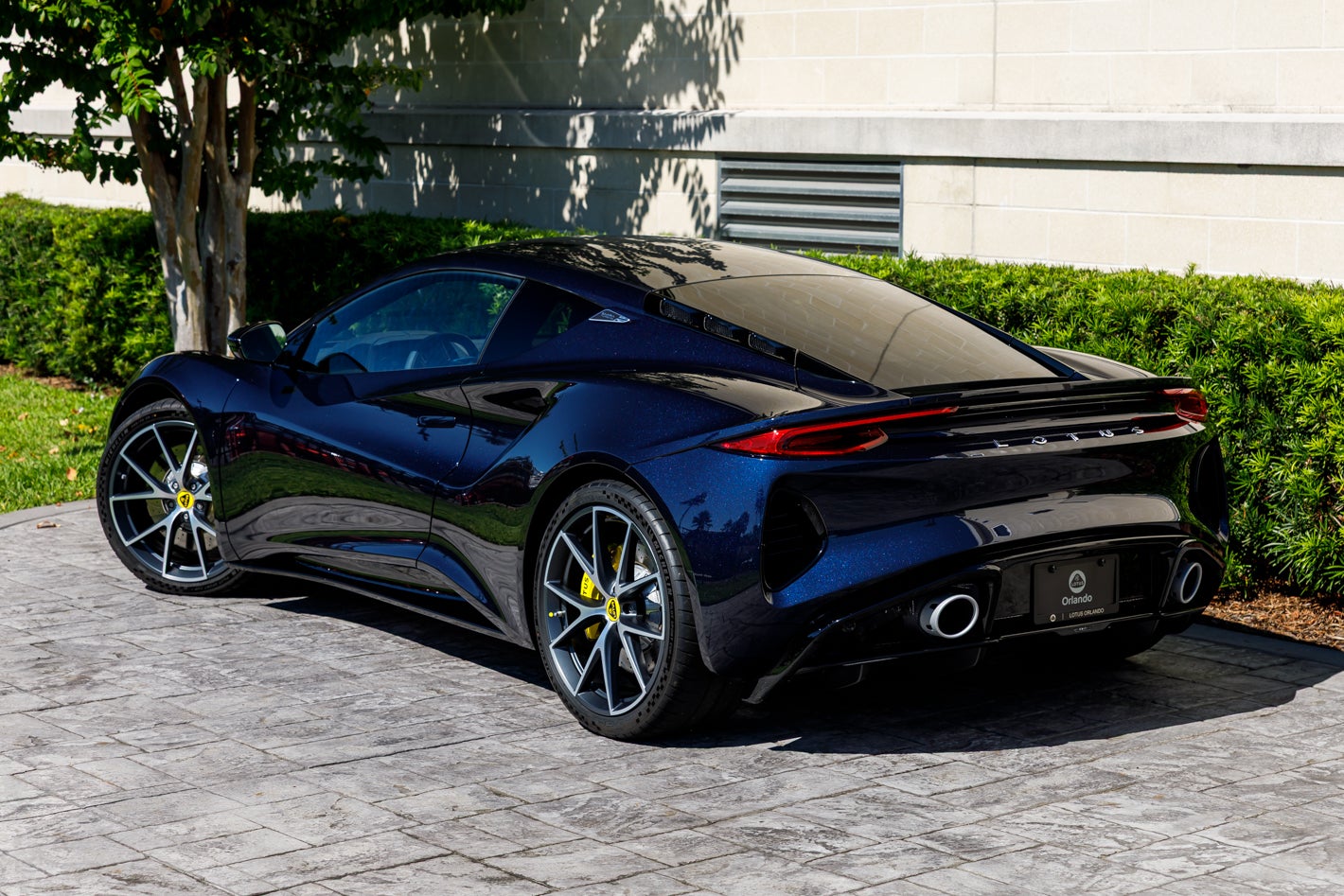 2027 Lotus EMIRA Turbo SE