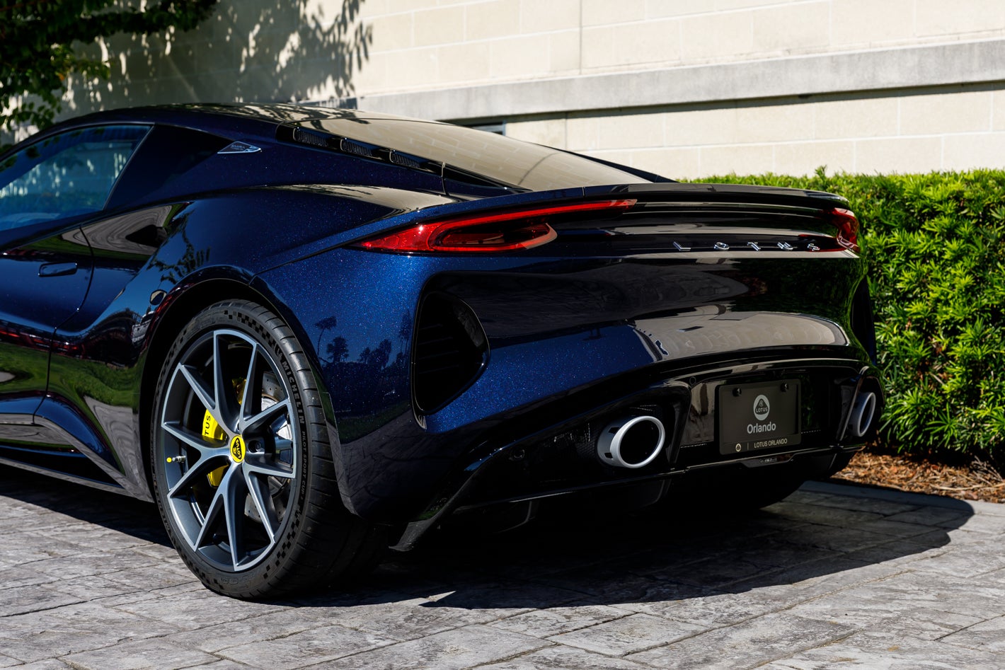 2027 Lotus EMIRA Turbo SE