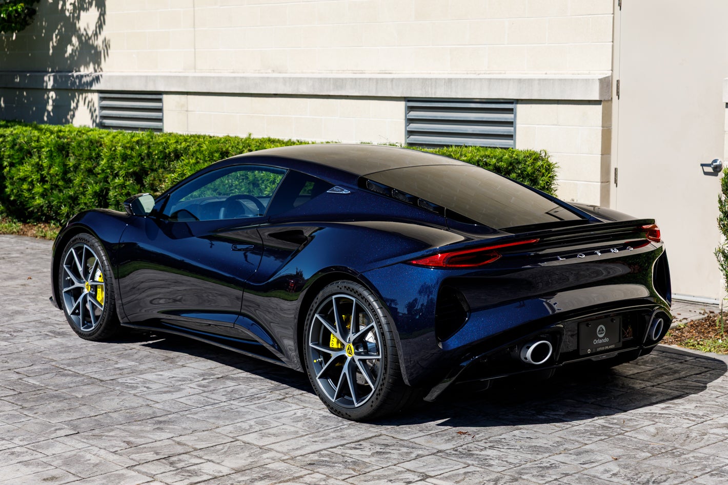 2027 Lotus EMIRA Turbo SE